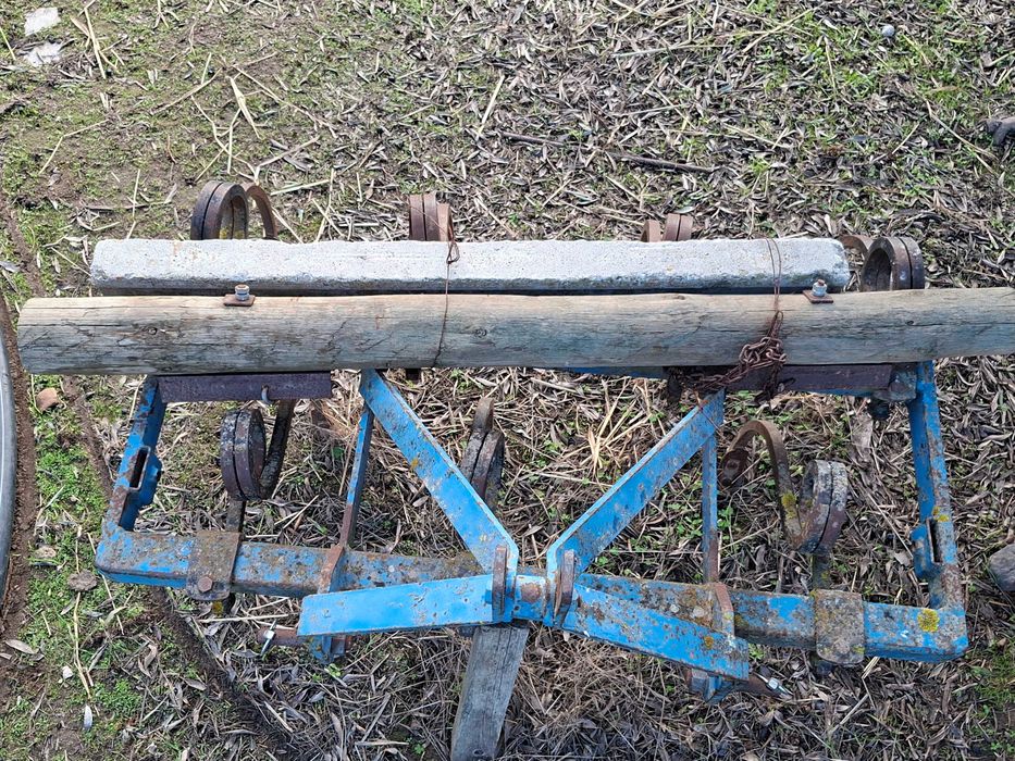 Conjunto 5 Alfaias AGRÍCOLAS (Frese, Caixa, Charrua) p/ Mini Trator