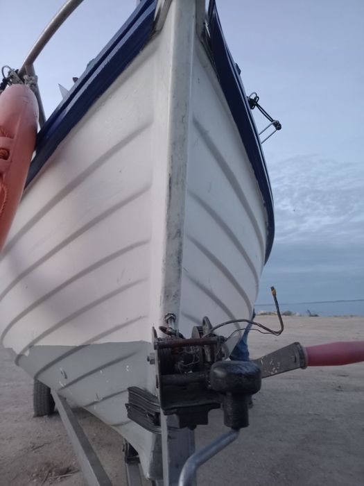 Barco 5 Mt motor Susuki 30 hp com atrelado novo