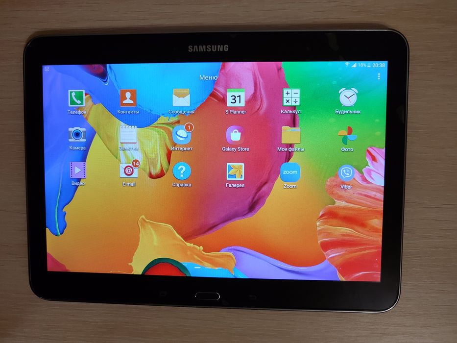 Планшет Samsung Galaxy Tab4