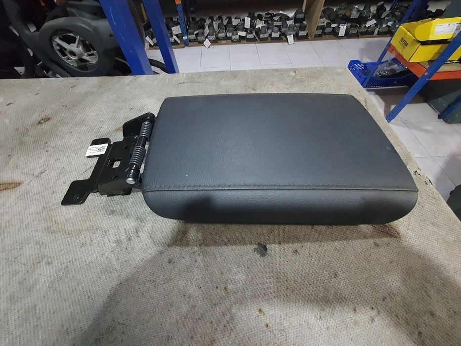 Apoio braço Hyundai Tuscon IV/ 84660N7100N