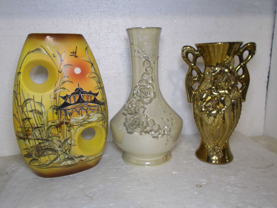 Вазы керамика , красивые позолота и роспись
