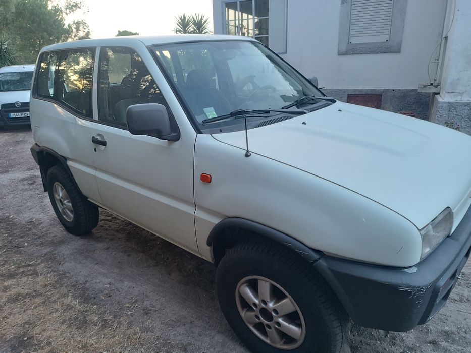 Ford maverick / Terrano 2
