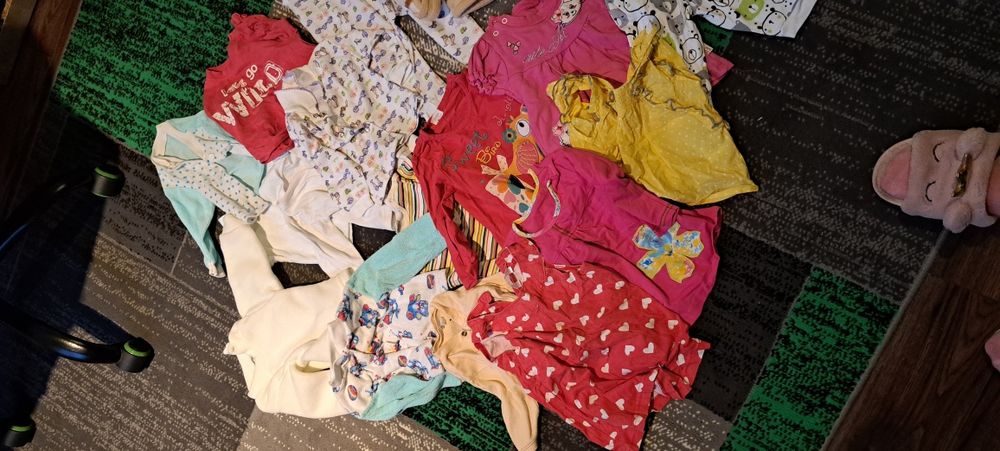 Paka ubrań dla dziewczynki rozm 68