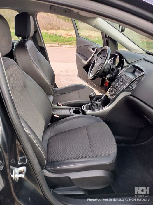 OPEL ASTRA SPORTS-TOURER - versão COSMOS - 232.000 Km - Jun 2013 –