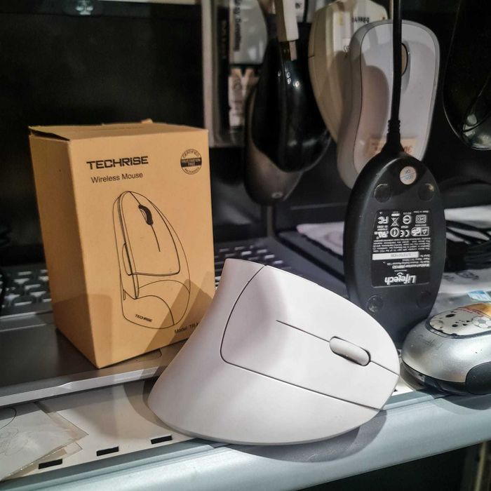Rato Ergonómico Sem Fios TECHRISE TR-MS007 – Wireless Vertical Mouse