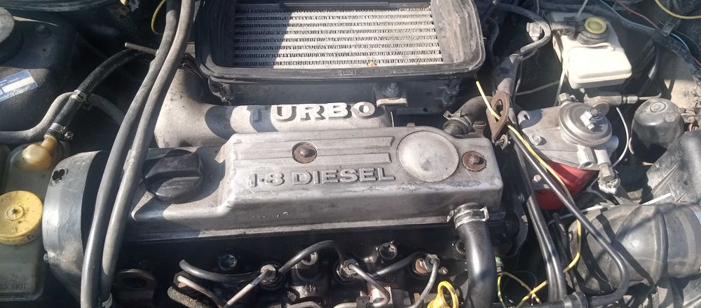 Продам автомобіль Форд ескорт 1.8тді 1996 рік