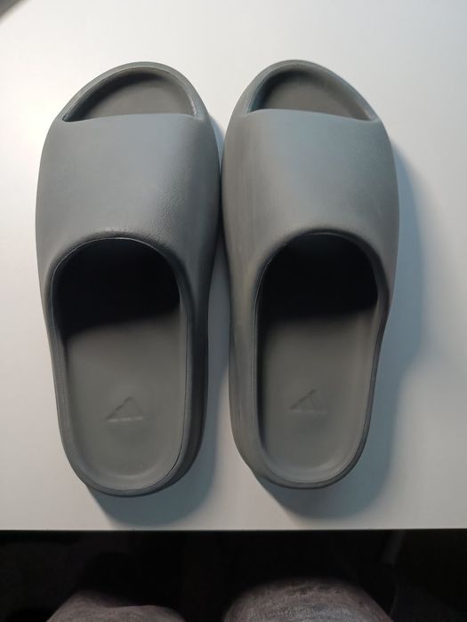 Klapki yeezy slide