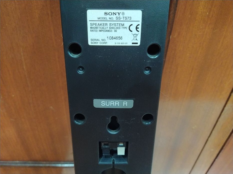 Colunas altifalantes de som  da Sony casa quarto apartamento vivenda.