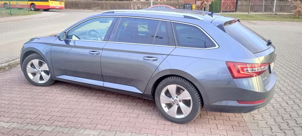 Skoda superb 2018, panorama