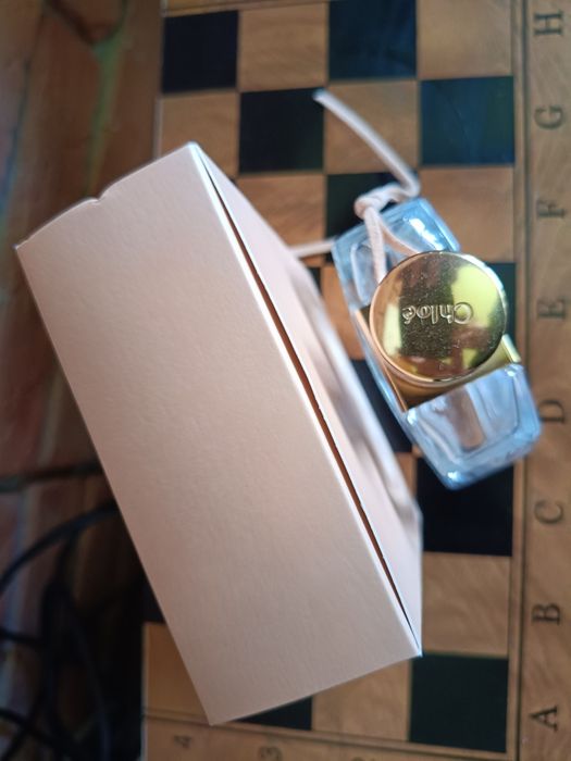 Puste flakony + pudelka