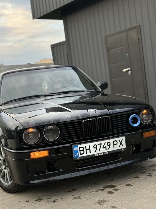 Bmw E30 1987 год