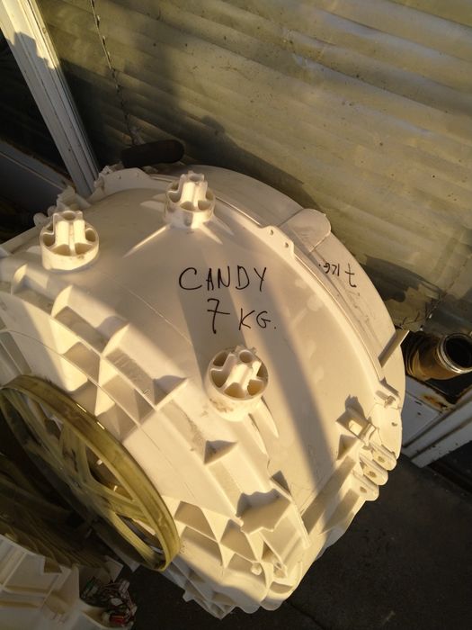 Cubas inteiras, excelente estado.