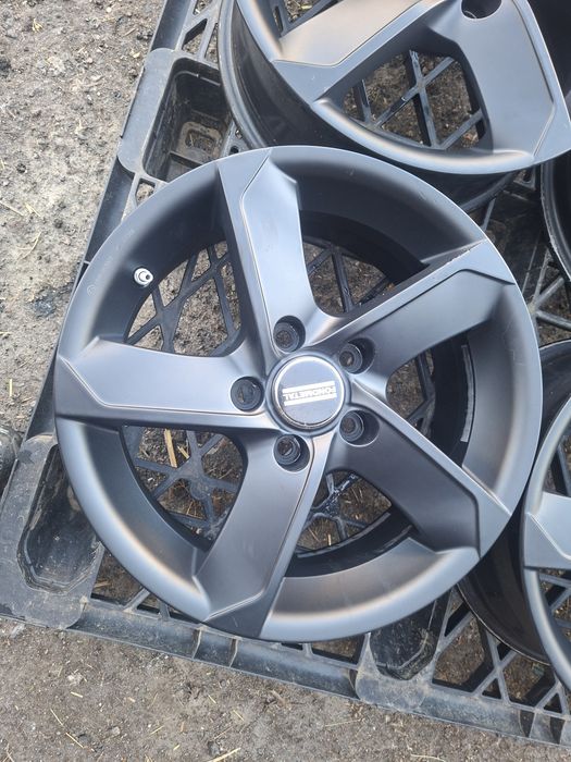Alufelgi Fondmetal 16" 5x114'3 Renault Trafic, Opel Vivaro