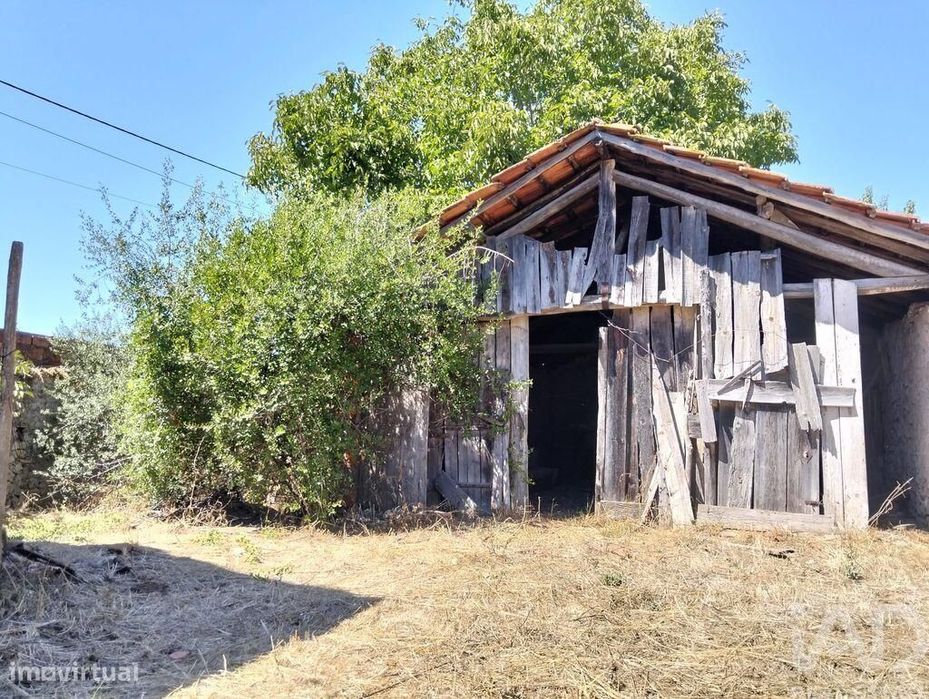 Casa de Campo em Brogueira, Parceiros de Igreja e Alcorochel