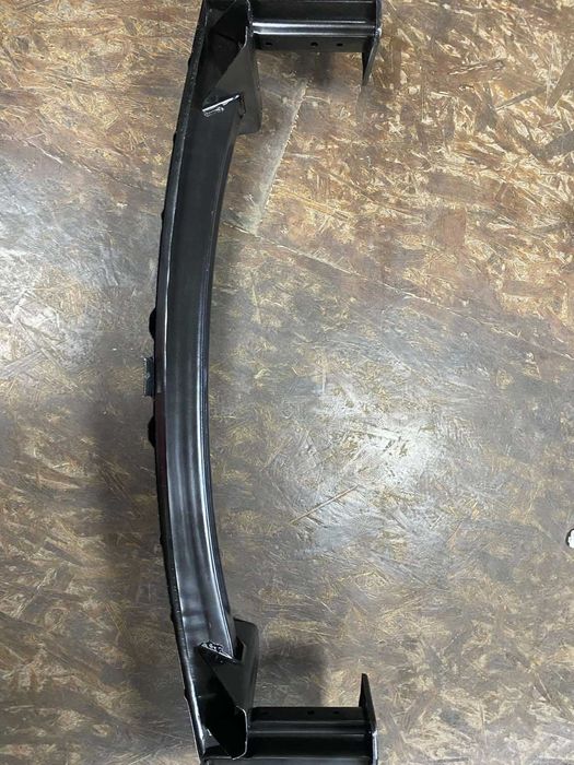 Підсилювач переднього бампера MAZDA CX-5 випуск 2012-2020