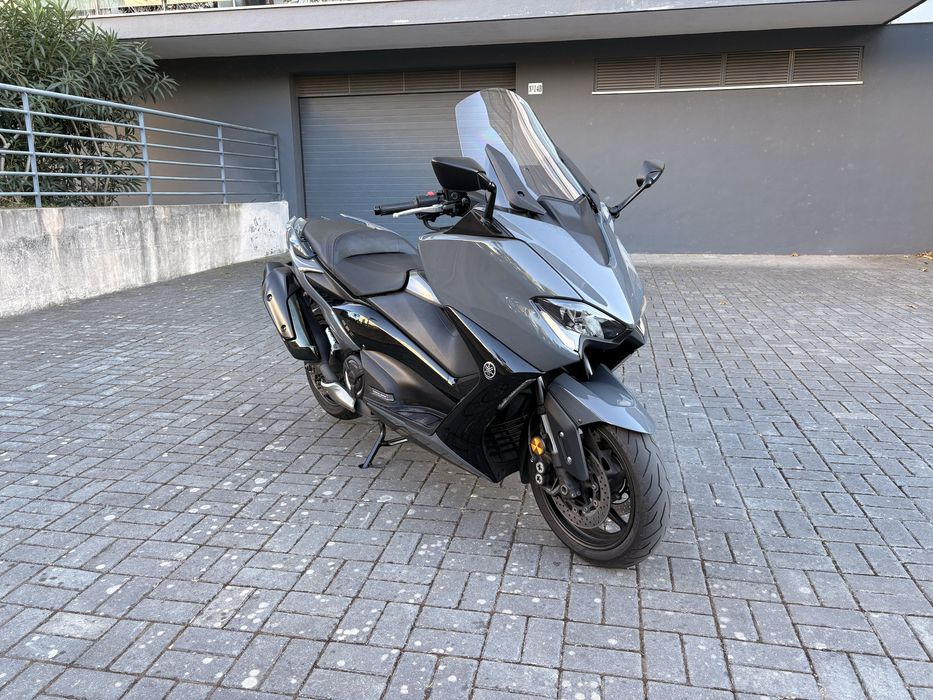 Tmax 560 Tech Max