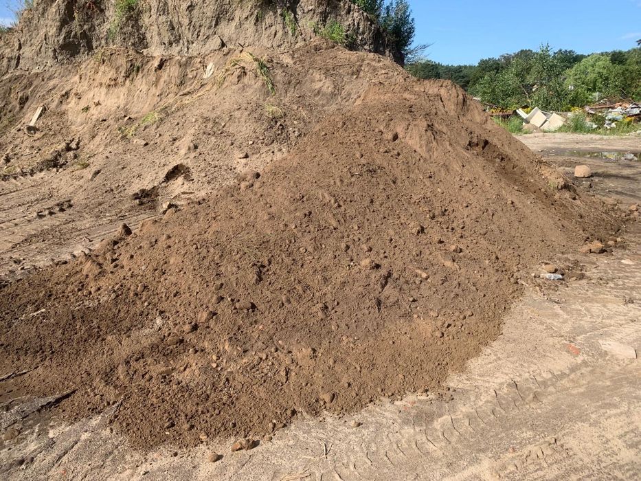 ziemia do wyrównania terenu, piasek, humus