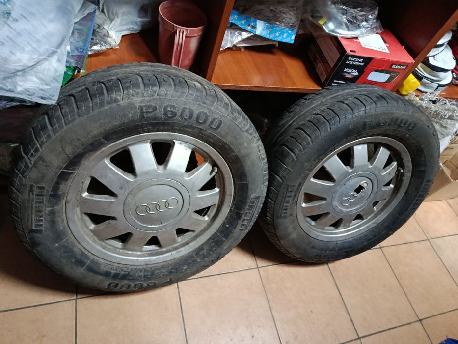 Продам пару Ауді А4