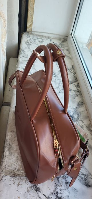 Продаж жіночої сумки/портфель