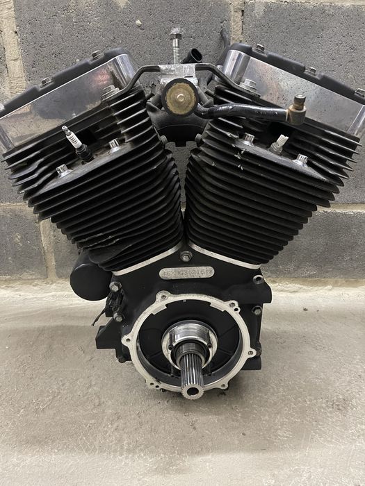 Двигун harley davidson dyna 103