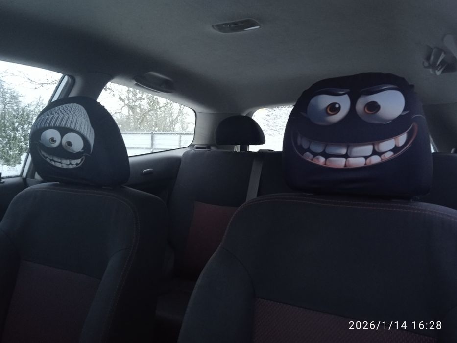 Чехли на подголовники