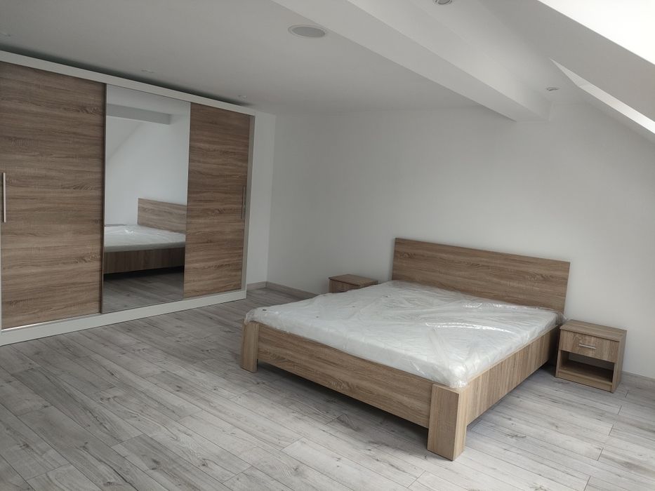 Wynajmę mieszkanie 3 pokojowe -80 m² – další