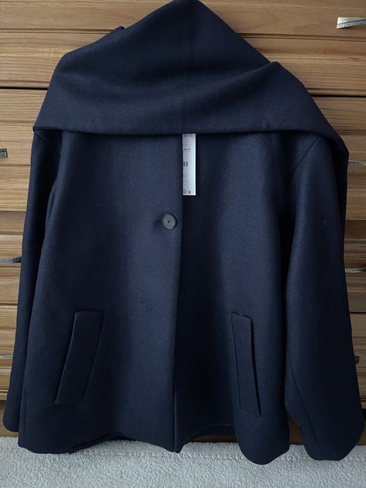 Пально,жакет  жіночий з вовни ,zara темно синє з шарфом