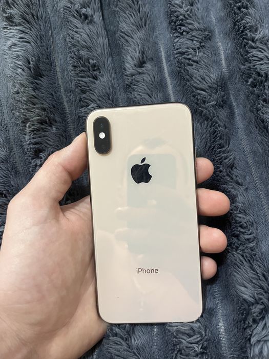 iphone xs  в доброму стані