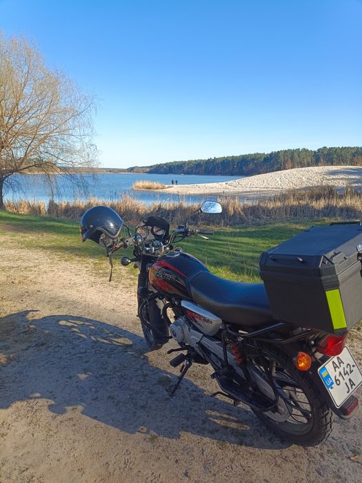 Мотоцикл bajaj boxer 150
