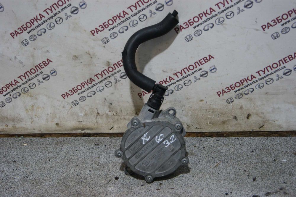 Вакуумний насос Volvo XC60 2009-2016