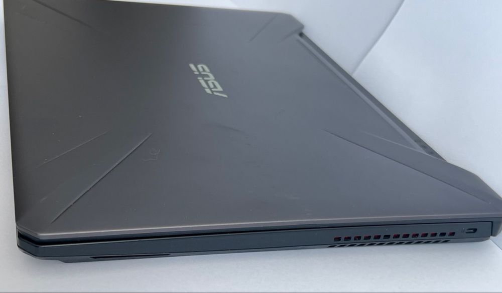 Asus Tuf FX505DU. Ryzen 5 | 32GB RAM | GTX 1660Ti 6GB | SSD 512GB
