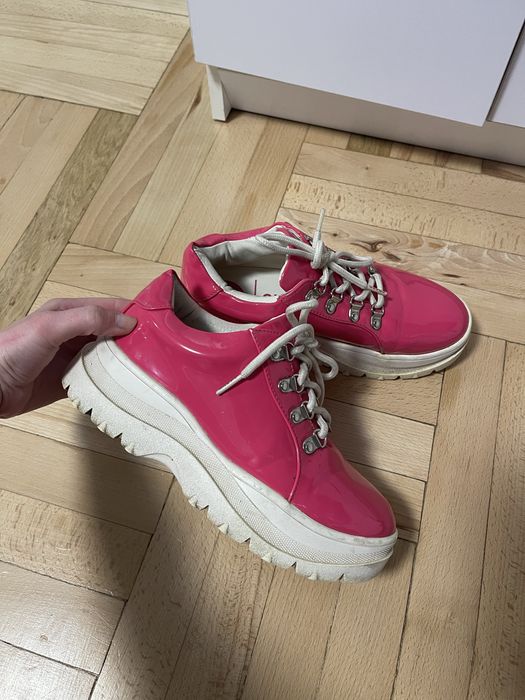 Рожеві кросівки cropp 38 кроси