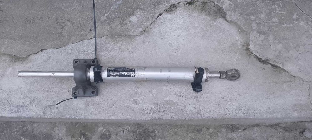 siłownik hydrauliczny ster do łodzi  Wagner 701