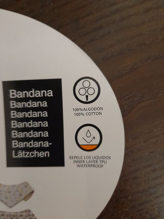 Babete bandana Jané - Novo (varios padrões disponíveis em fotos)