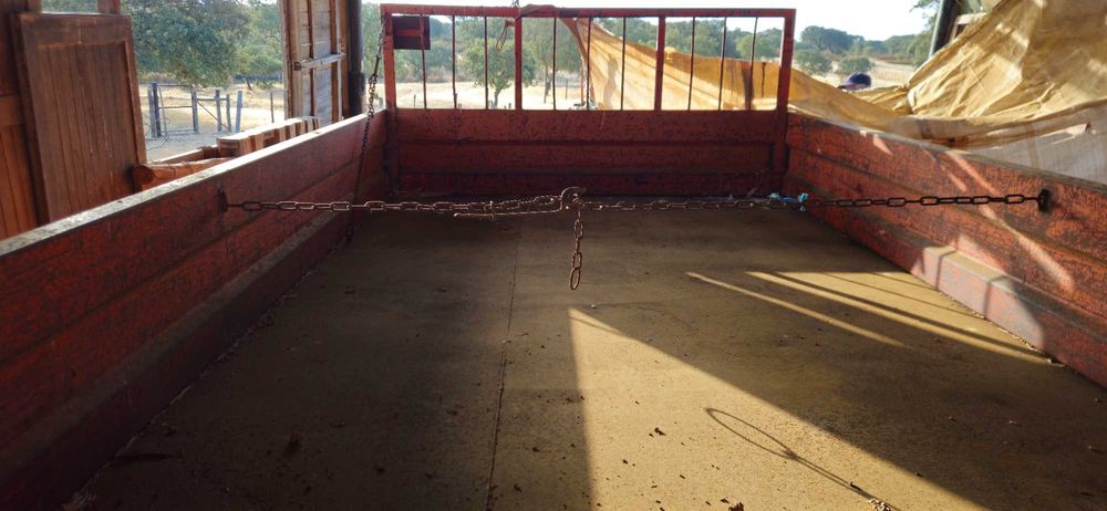 Vende-se Reboque Galucho em bom estado 6250Kg