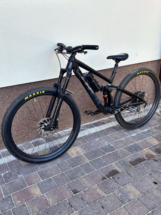 Trek Slash 2020 M 29