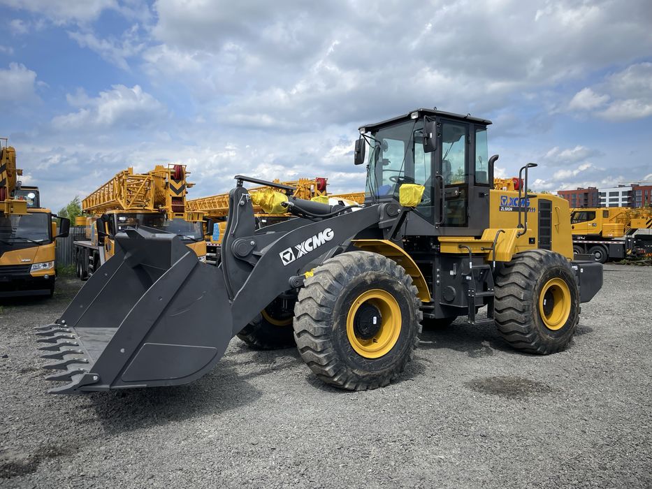 Фронтальний навантажувач XCMG ZL 50 2026