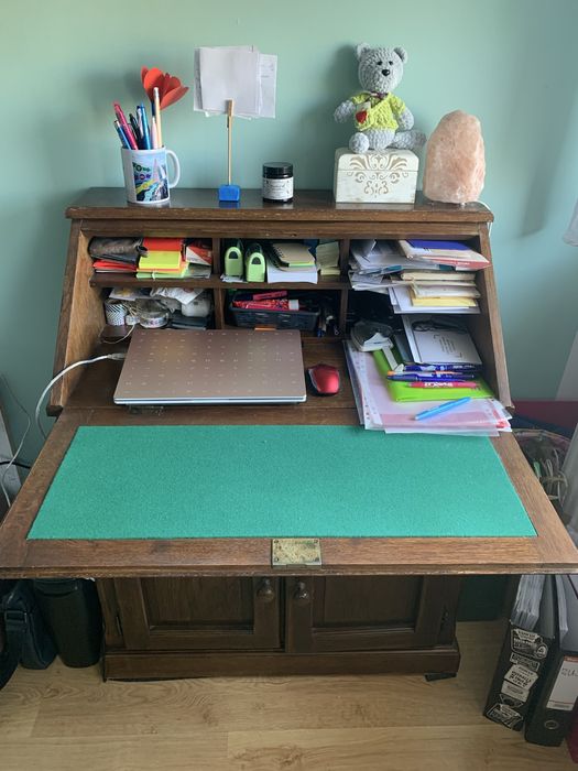 Drewniany sekretarzyk