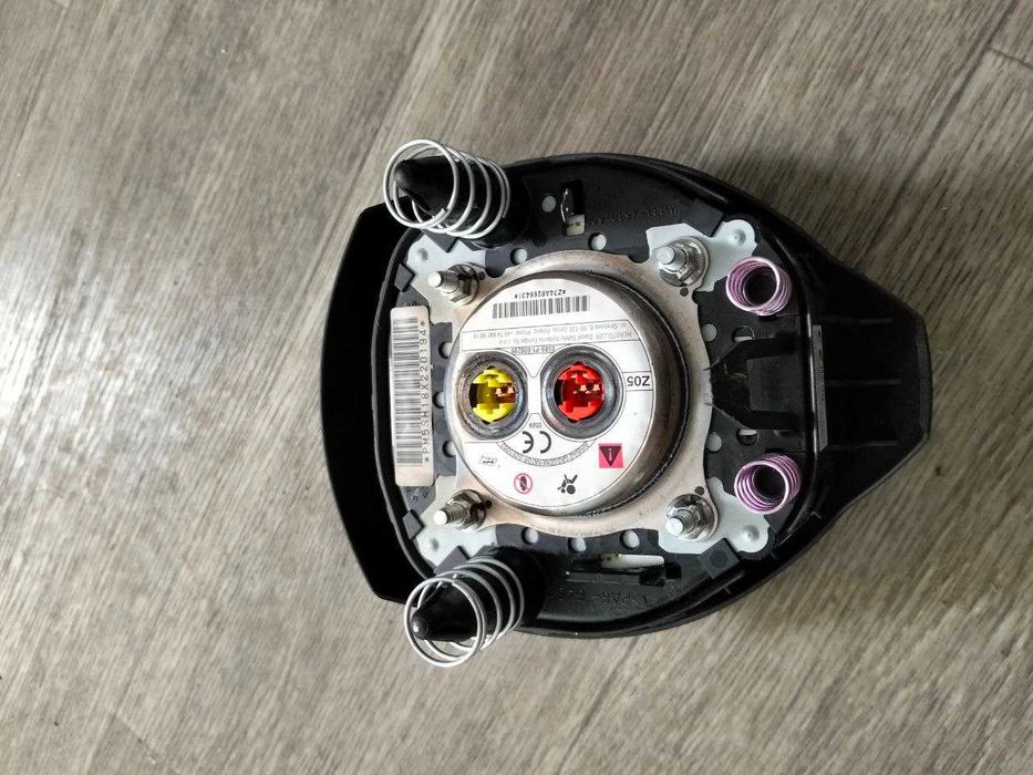 Подушка безпеки в кермо Nissan Leaf ZE1 аербег в кермо Ніссан Ліф