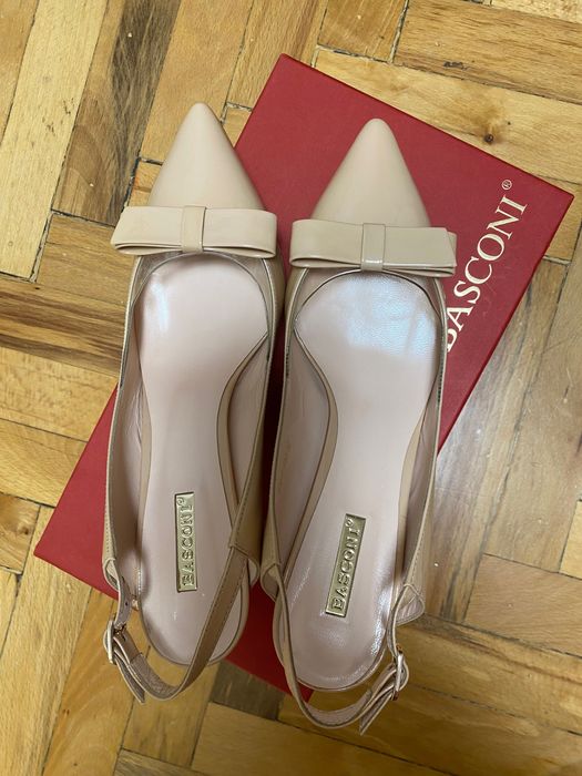 Босоніжки, туфлі Basconi 38 розмір