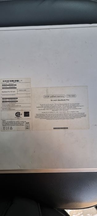 macbook pro m1 max a2485