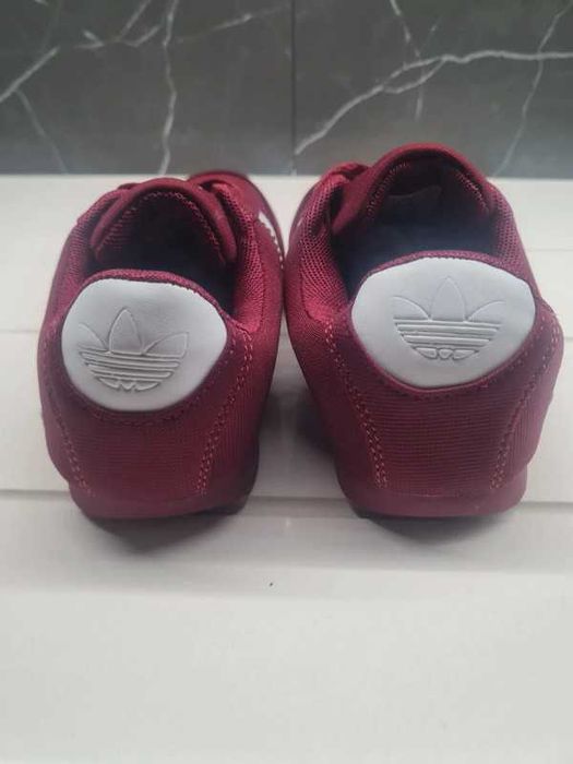 Sapatilhas burgundy/bordeaux/grená