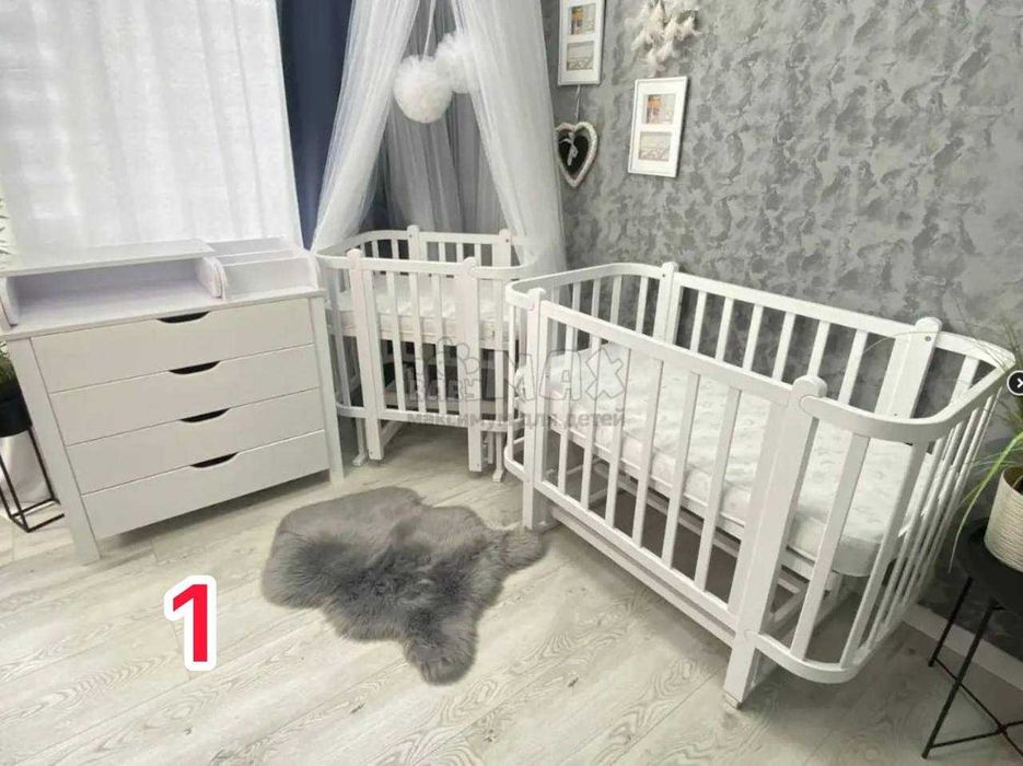Еко-комплект Babymax з БУКА: ЛІЖЕЧКО З  МАЯТНИКОМ + КОМОД  90 см + Матрац
