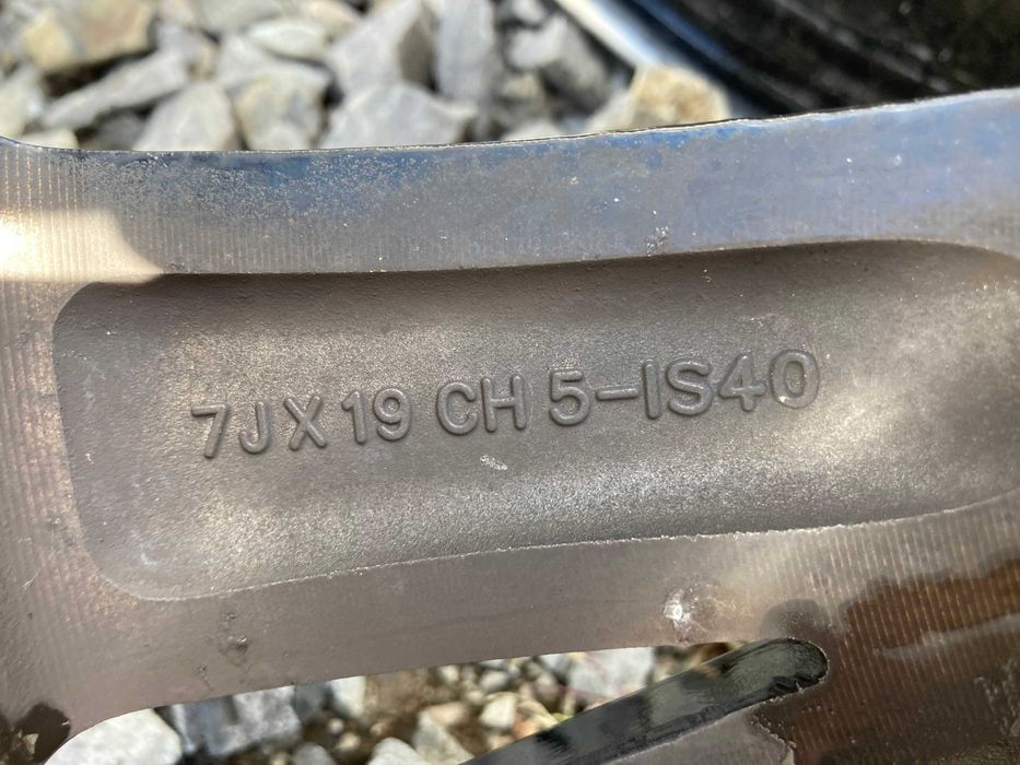 alufelgi 4szt renault 5x114,3 7j r19 et40