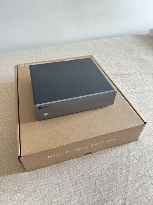 Amplificador de potencia Cambridge  MXW70
