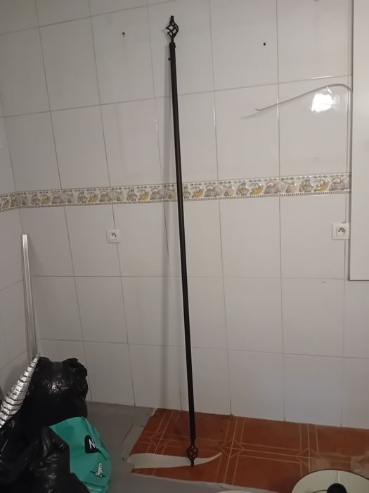 Vendo varões cortina