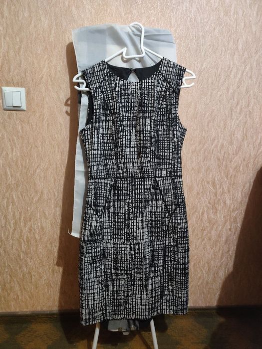 Женское ,нарядное платье