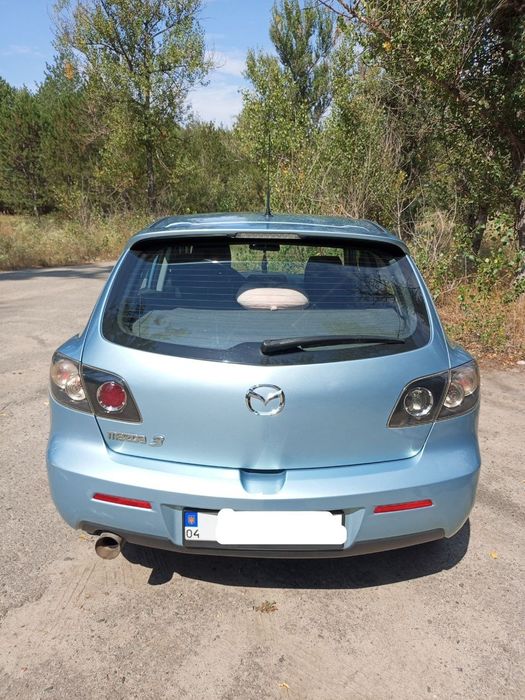 Мазда 3 2006 рік