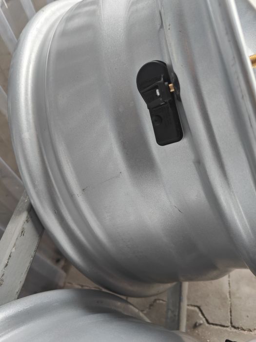 Oryginalne Felgi aluminiowe Mercedes Vito 6,5x16'' 5x112 ET52 TMPS