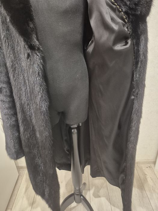 Шуба з натуральної норки